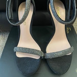 Bebe Stoned open toes